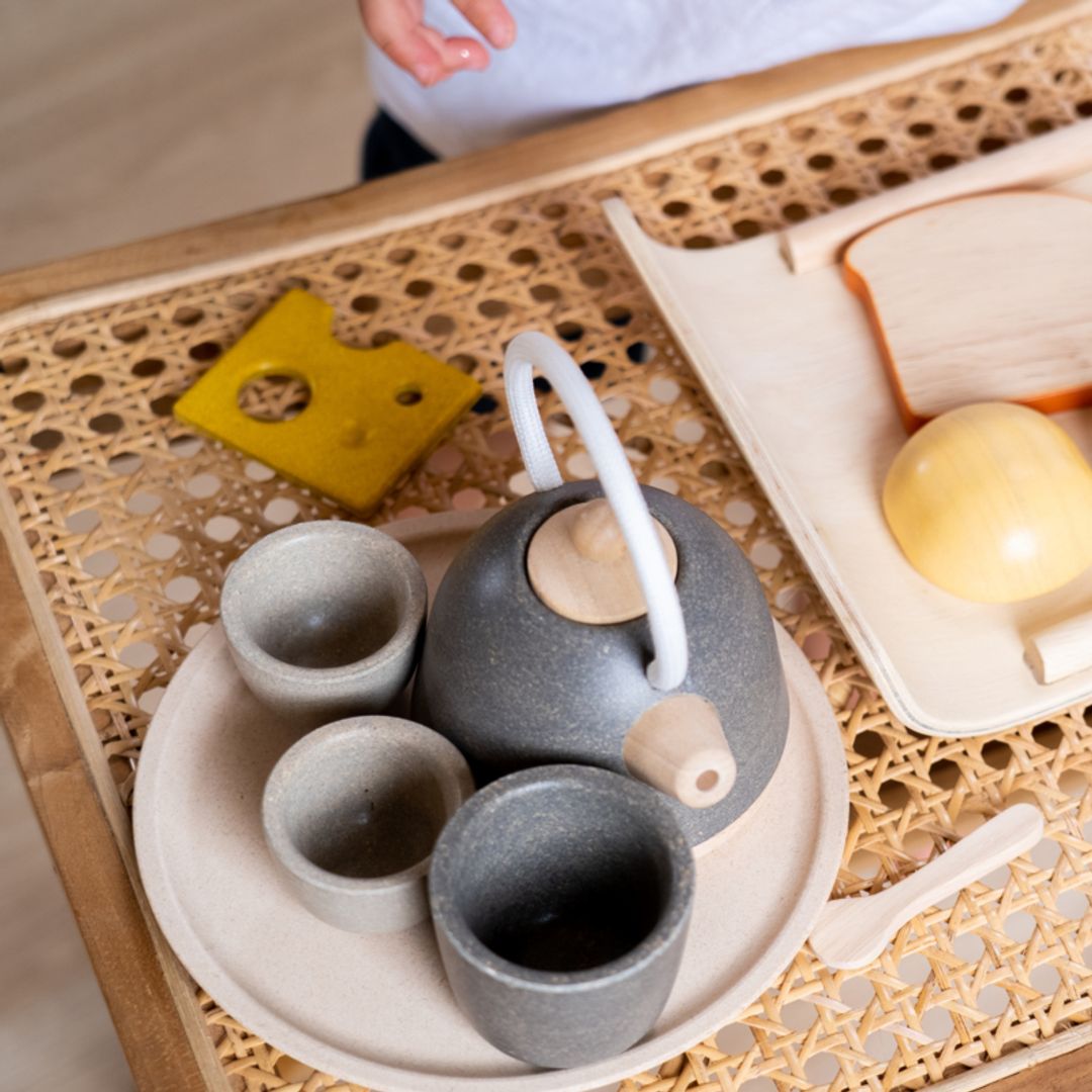 Classic Tea Set